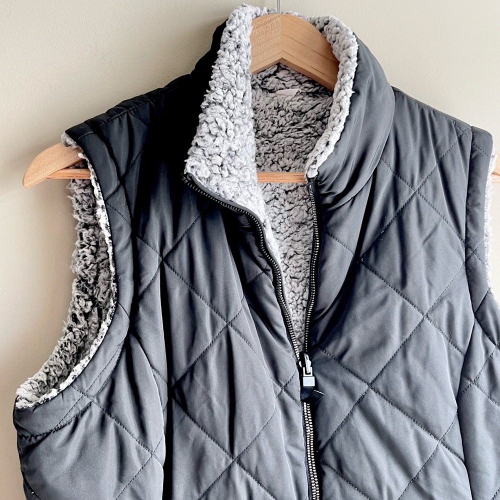Free Country Black Quilted Puffer Sherpa Lined Vest Reversible - Picture 3 of 9